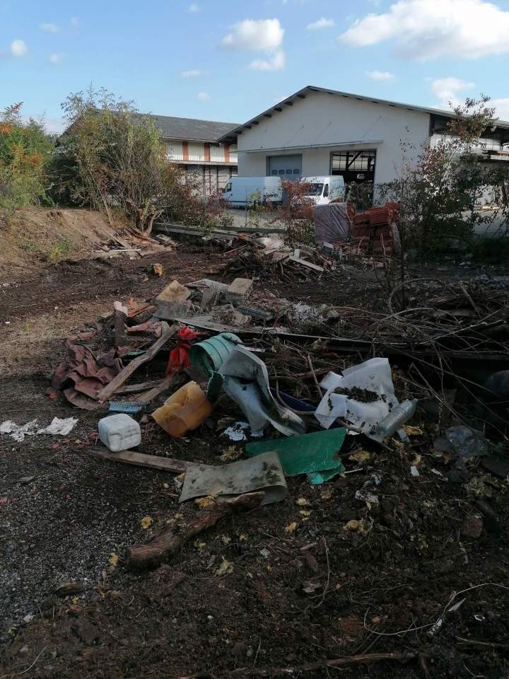 Terrain industriel Avant 5